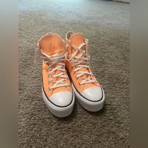 Converse CTAS lift Hi Platform Peach Balm